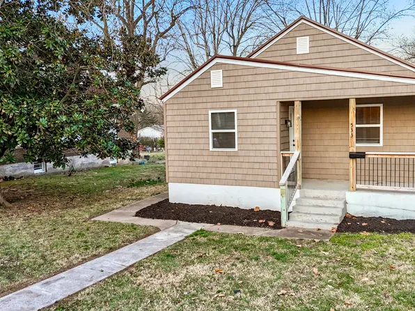 533 S Lincoln Avenue, Aurora, MO 65605