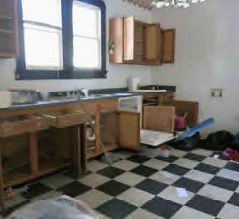 5th image of 1045 Casa Calvo St