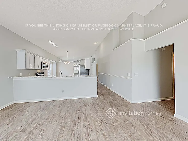 322 Lexingdale Dr — Photo 5