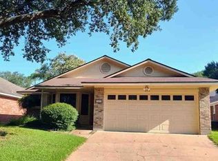 303 Scenic Brook St, Brenham, TX 77833