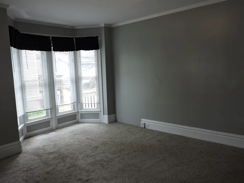 651 Turner Ave NW #1