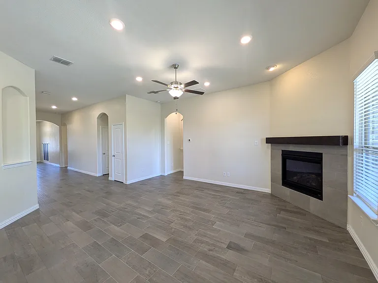 9324 Bronze Meadow Dr — Photo 25