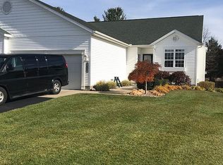 5714 Stillwater Trl, Fruitport, MI 49415