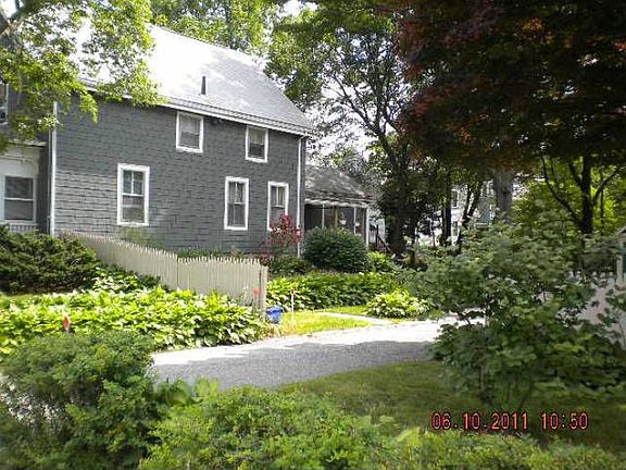 Rt. side of house