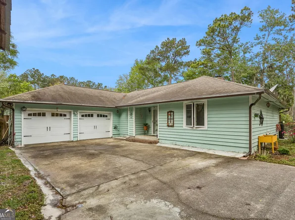1840 Scrubby Bluff Rd, Kingsland, GA 31548