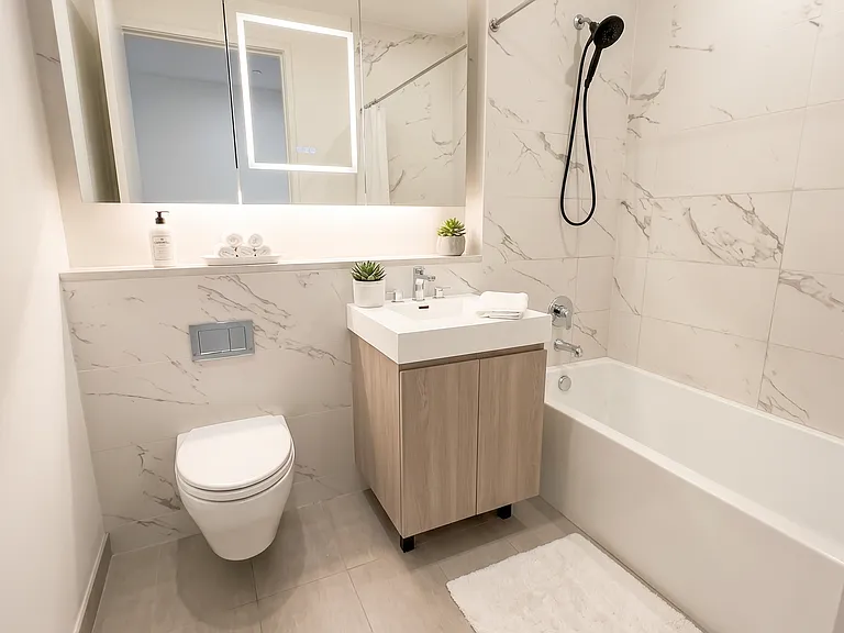 710 Metropolitan Ave #2M — Photo 6