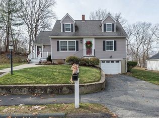 12 Indian Hill Rd, Woburn, MA 01801