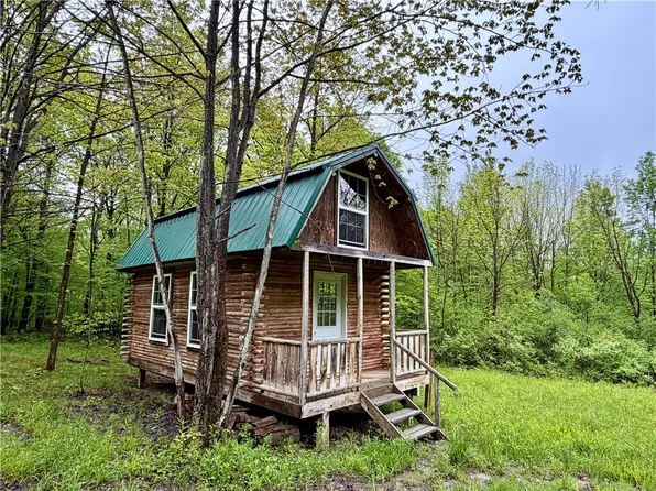8090 Billing Dr #5, Angola, NY 14006