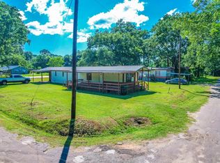 307 & 315 Lakeview Dr, Huntington, TX 75949