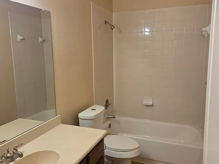 132 Horseshoe Bnd — Photo 3
