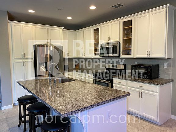 2nd image of 3204 Dullanty Way