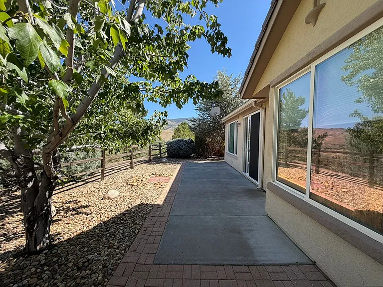 1226 Firefly Ct — Photo 34