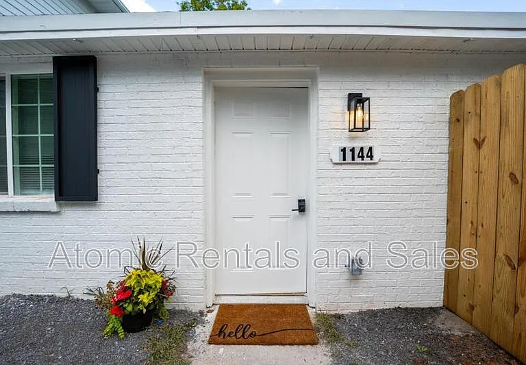 1144 Lake City Hwy — Photo 1