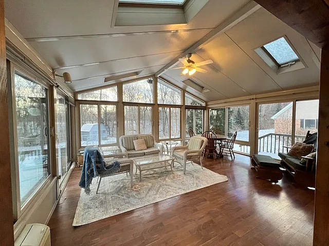 3 bed, 1700 sqft, $1,900 — Photo 4