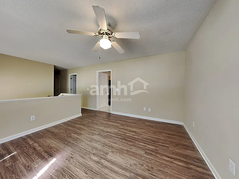 5160 Windsbury Ridge Rd — Photo 6