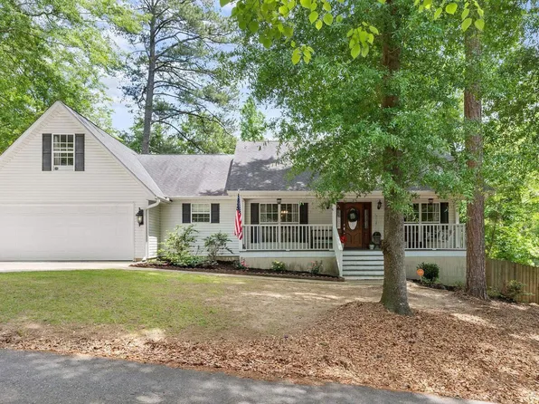 4603 Overlake Cir, Northport, AL 35473