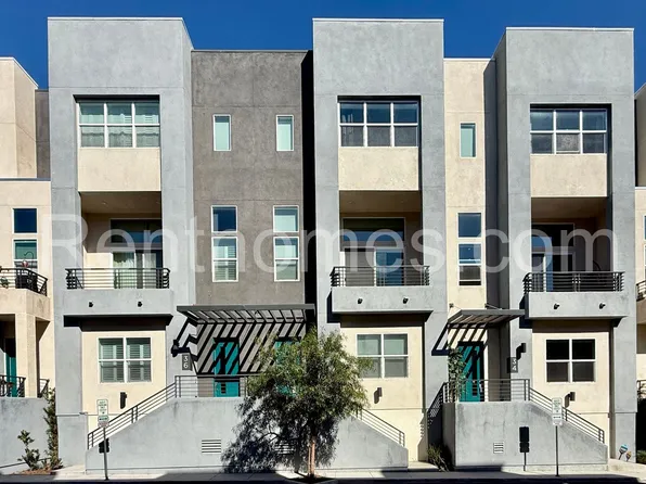 10441 Harlow Cir, San Diego, CA