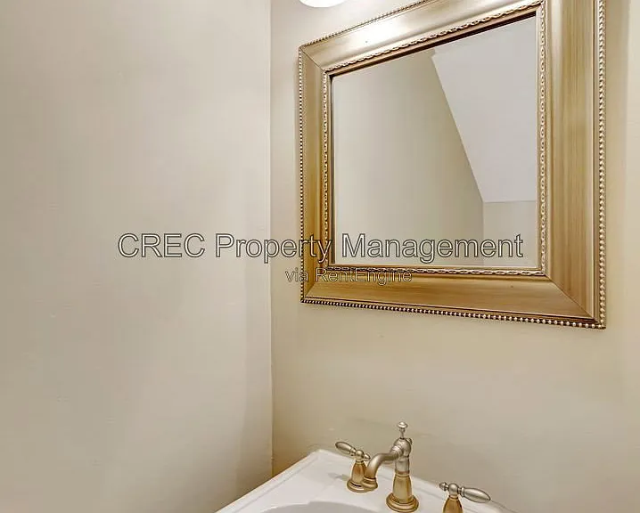 1071 Barfield St — Photo 19