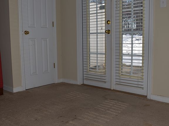 Lliving room back entrance.