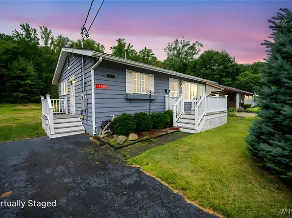 10669 Prospect St, Gowanda, NY 14070
