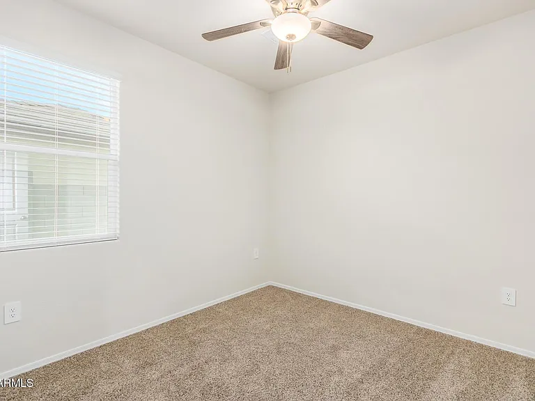 1810 W Pinkley Ave — Photo 28