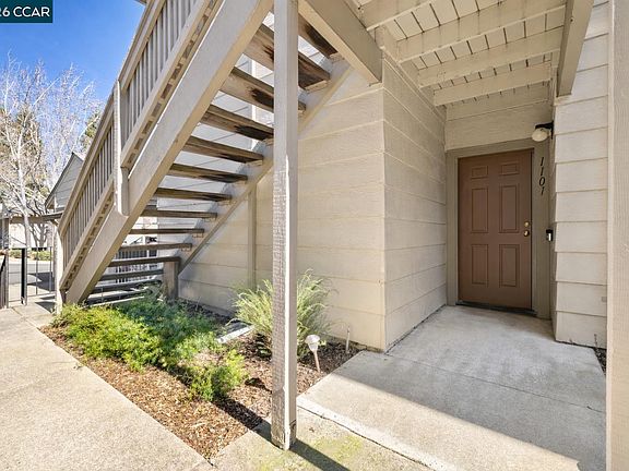 3rd image of 1101 Chelsea