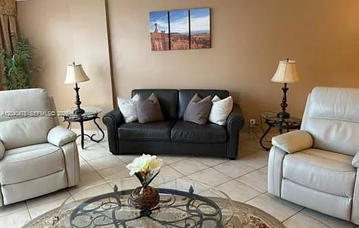 3725 S Ocean Dr #1124 — Photo 2