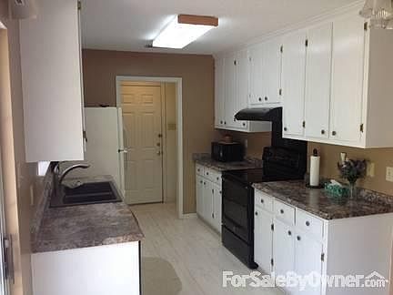 5th image of 2066 Woodfield Ln