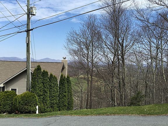 Left corner, North facing