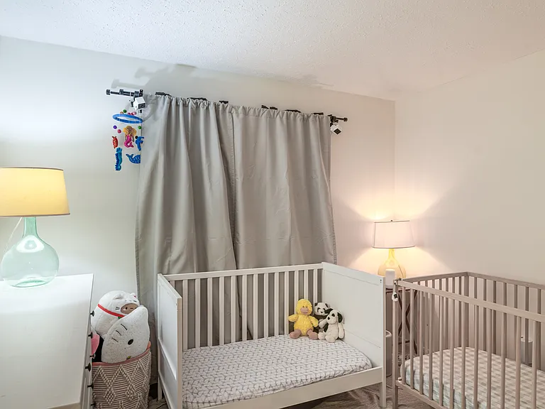 6805 S Gabrielle St — Photo 24