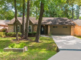 106 N Woodstock Circle Dr, Spring, TX 77381