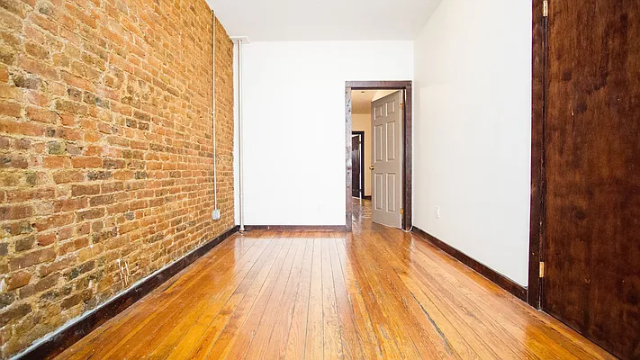 Rented by Oxford Property Group | media 4