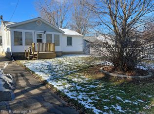 1354 Transue Ave, Burton, MI 48509