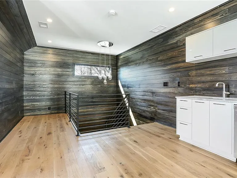 2985 Lookout Pl NE — Photo 34