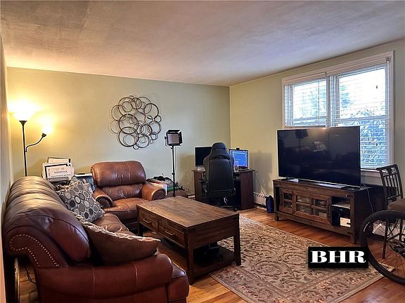 2nd image of 2010 Pearson St #65A