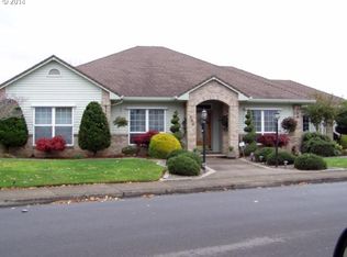 792 S Lupine St, Canby, OR 97013