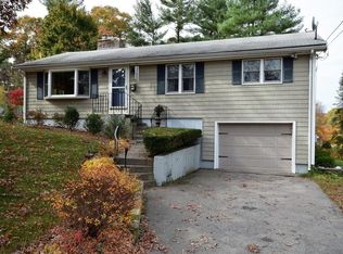 22 Center St, Bellingham, MA 02019