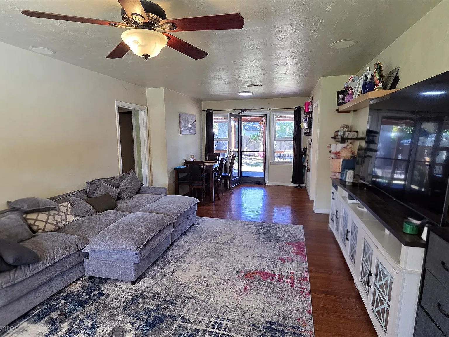 404 Alameda Blvd — Photo 4