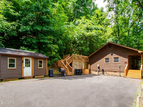 3770 Ravens Den Way, Sevierville, TN 37862