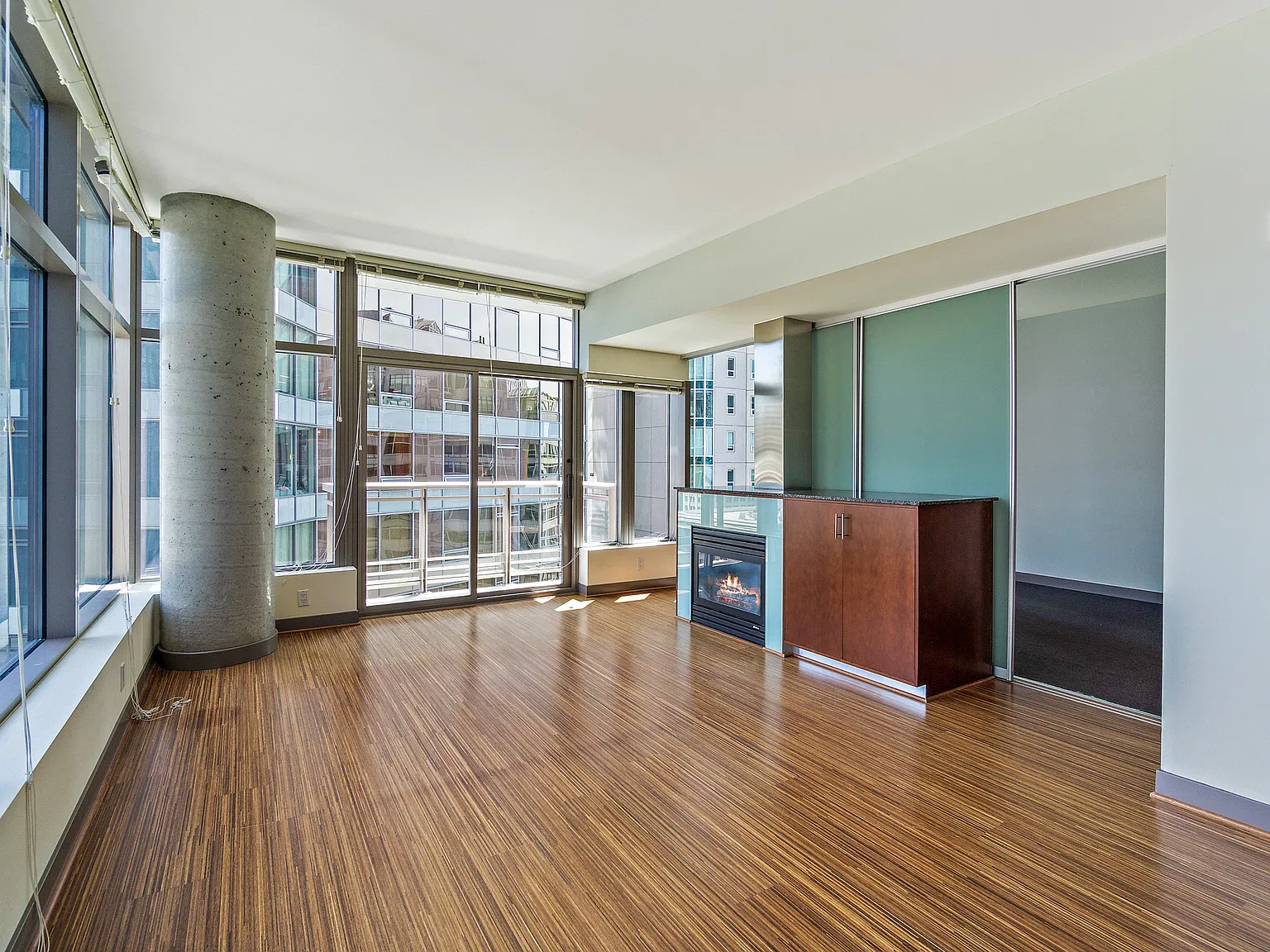 2033 2nd Ave, Seattle - 1 — Photo 3