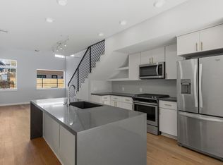 2002 E 7th St APT 242, Austin, TX 78702