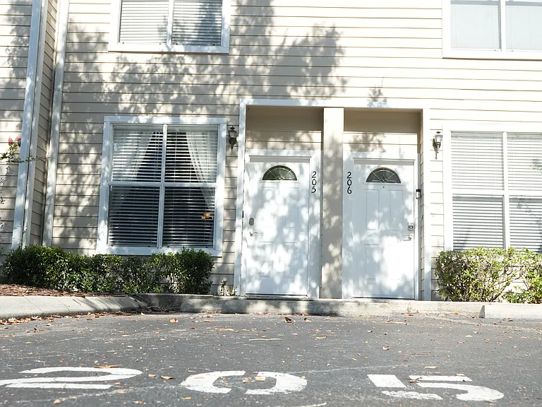 3901 SW 20th Ave #205 — Photo 3