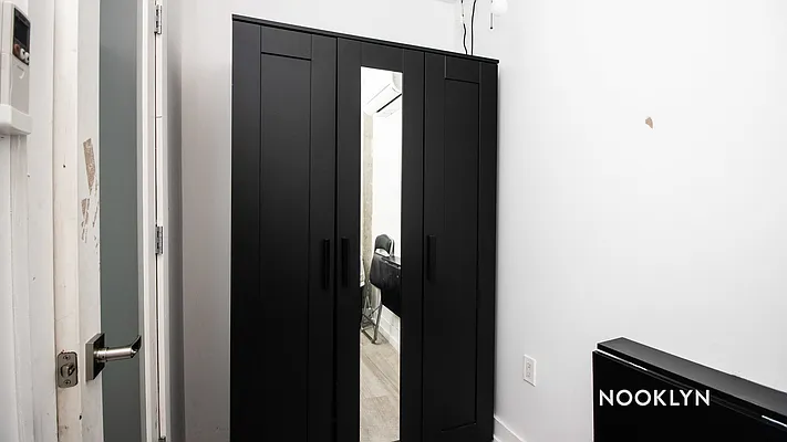 Rented by Nooklyn NYC LLC | media 55