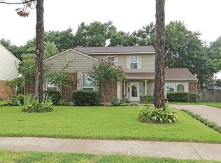 8435 Sunny Ridge Dr, Houston, TX 77095