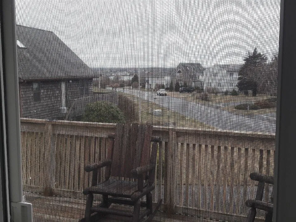 3 bed, 1200 sqft, $2,700 — Photo 2