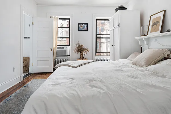 Rented by Realty Collective | media 13