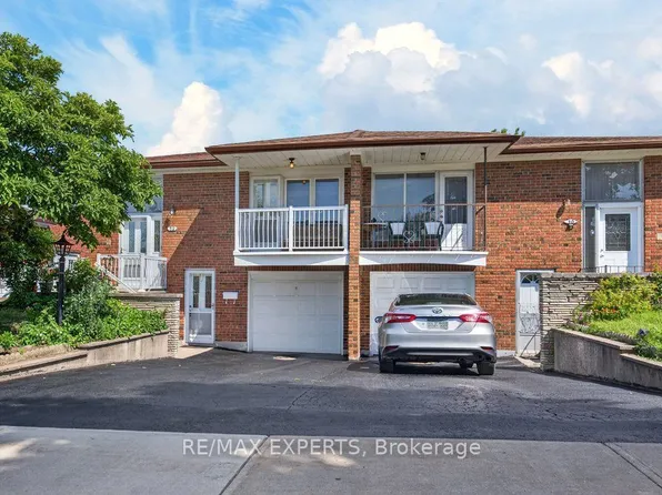 32 Firenza Dr, Toronto, ON M9L 1A5