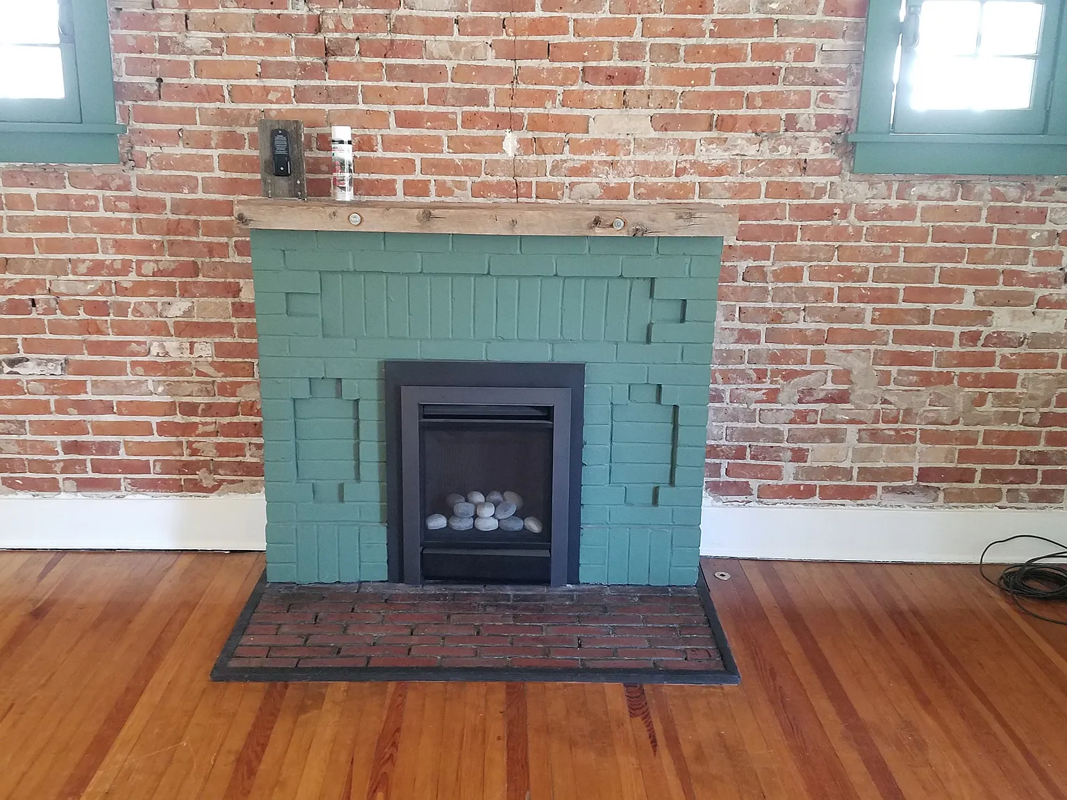 2 bed, 900 sqft, $2,600 — Photo 4
