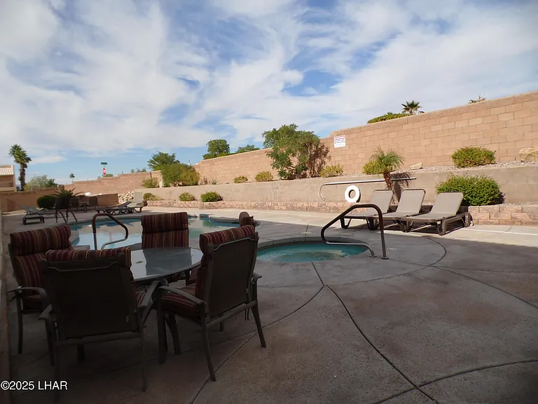 3470 Kearsage Dr #E102 — Photo 41