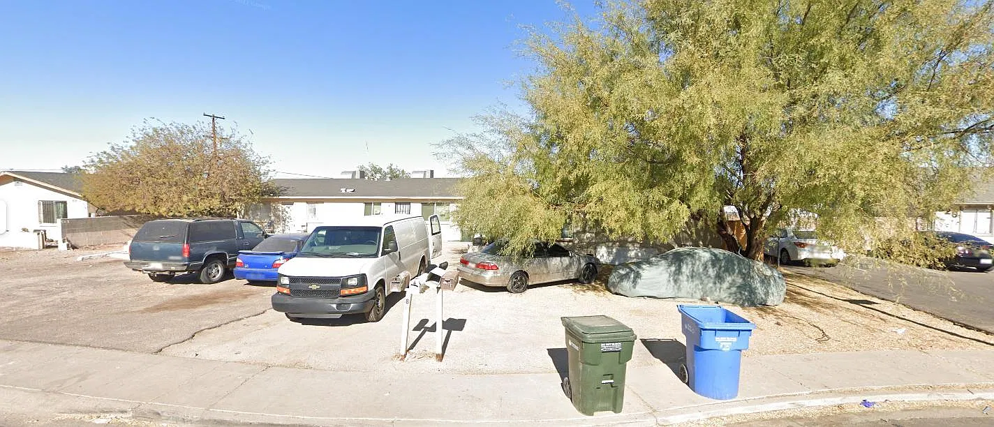2 bed, 650 sqft, $1,295 — Photo 1